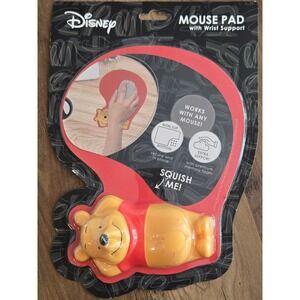 Disney Winnie the Pooh Mouse Pad with 3D Memory Foam Wrist Support NEW iJoy